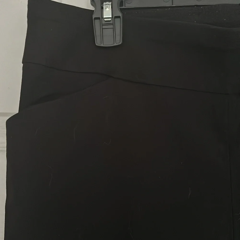 Black ankle pants - Picture 2 of 5